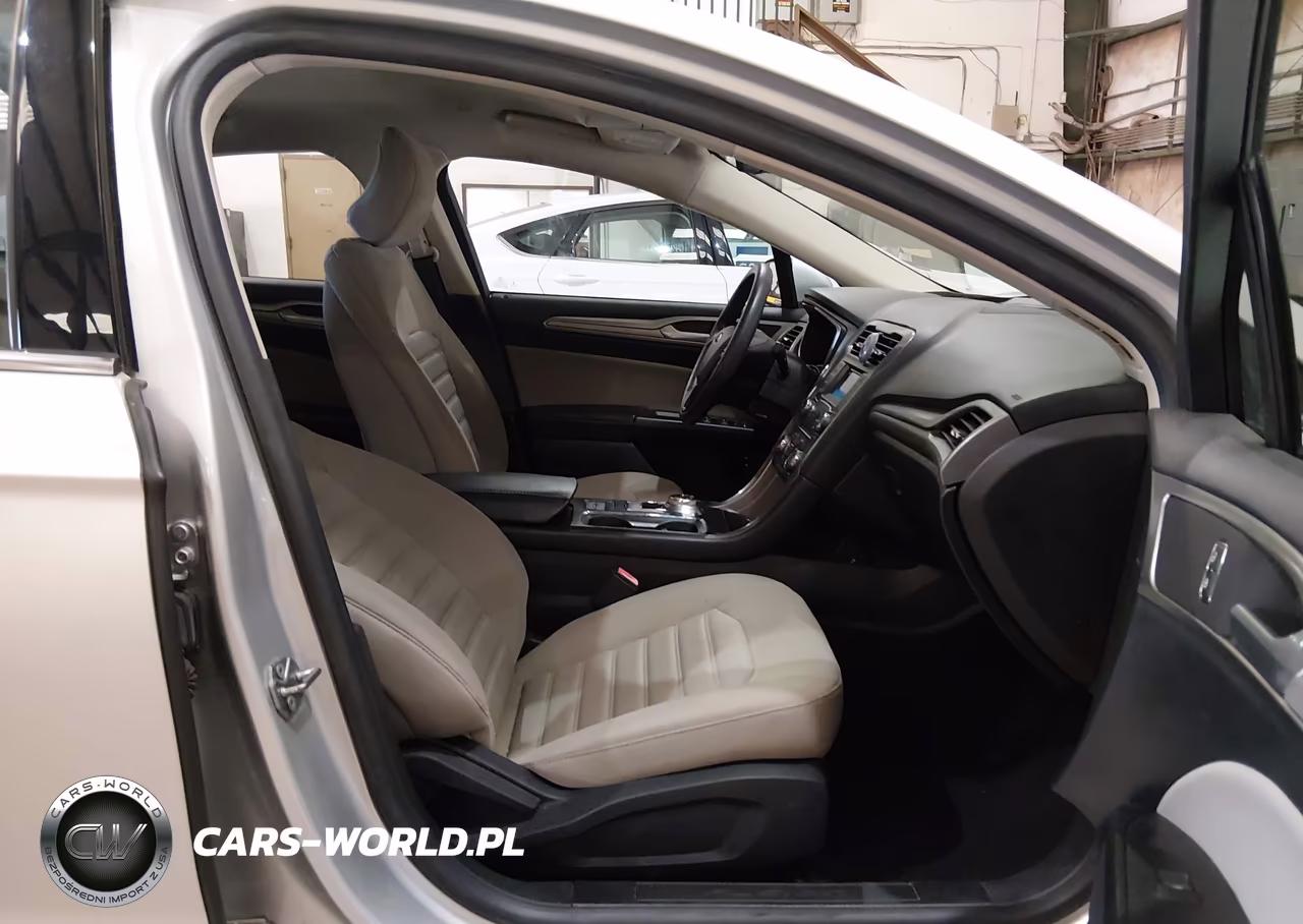 2018 Ford Fusion Hybrid S VIN:3FA6P0UU2JR271393 - 5
