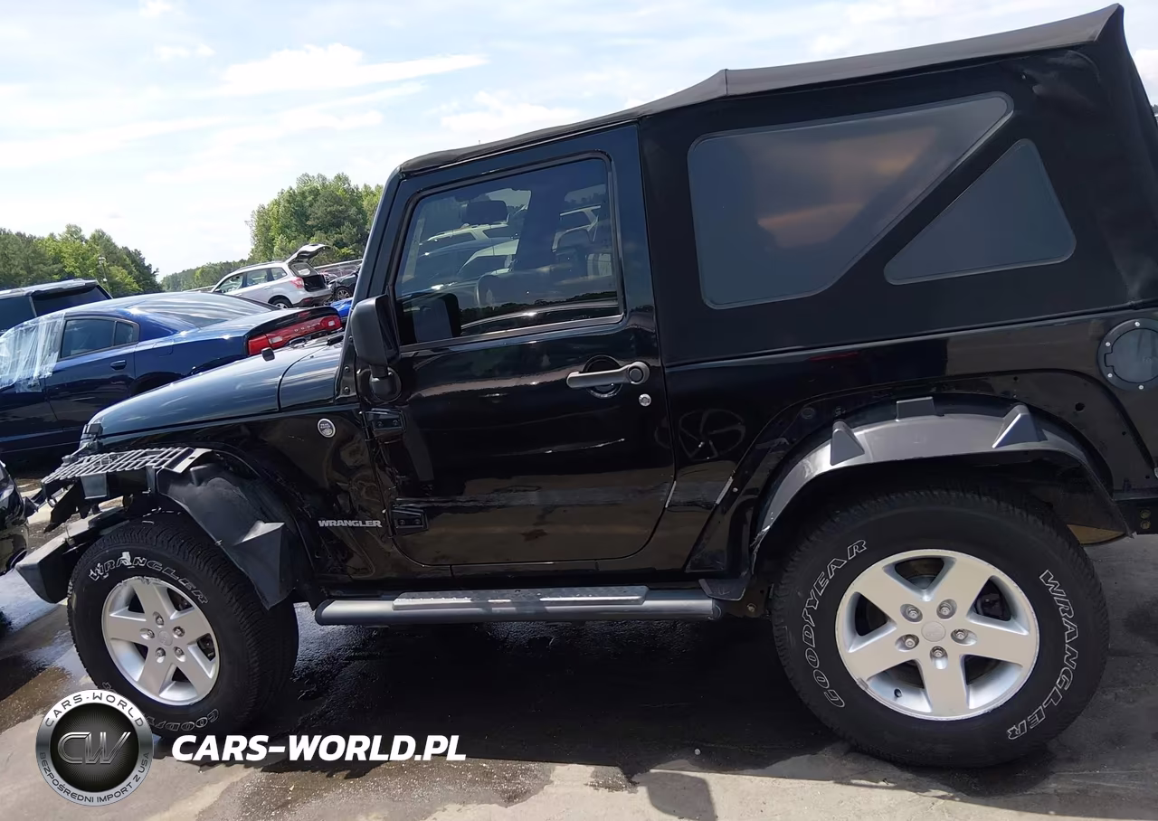 2014 Jeep Wrangler Sport VIN:1C4AJWAG7EL240037 - 14
