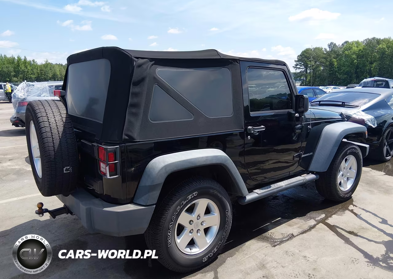 2014 Jeep Wrangler Sport VIN:1C4AJWAG7EL240037 - 4