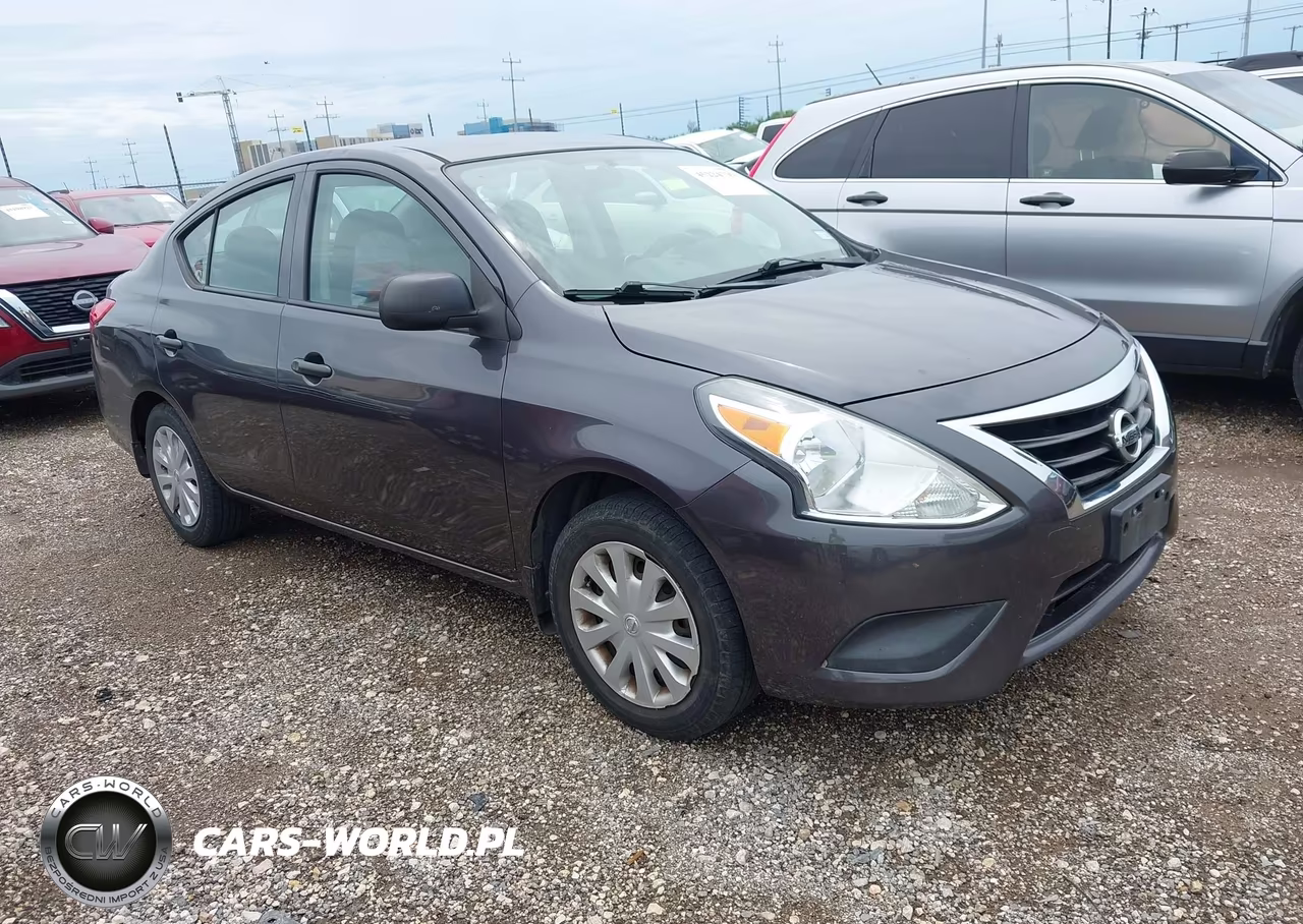 2015 Nissan Versa 1.6 S