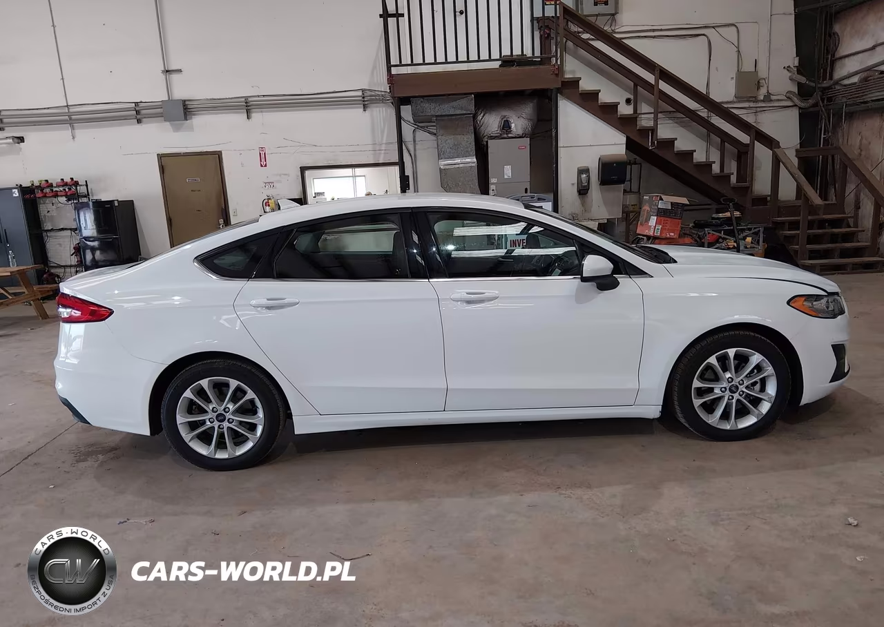 2020 Ford Fusion Hybrid Se VIN:3FA6P0LU1LR200643 - 13