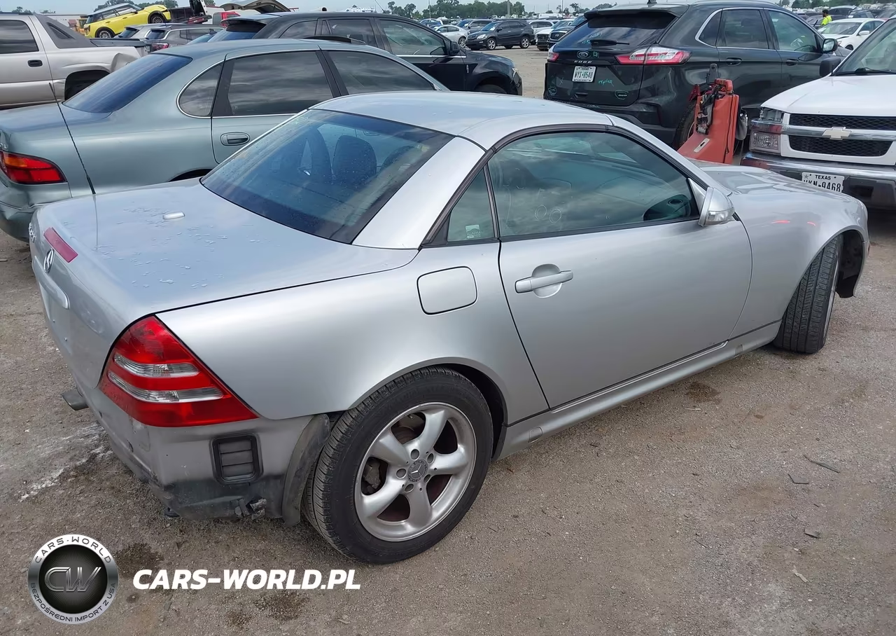 2004 Mercedes-Benz Slk 320 VIN:WDBKK65F94F300477 - 4
