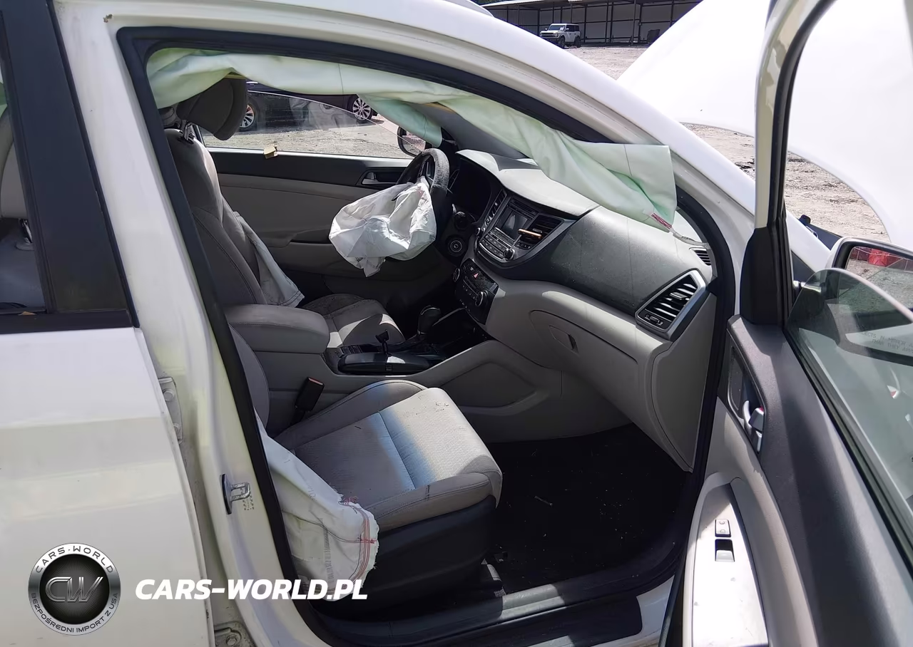 2016 Hyundai Tucson Se VIN:KM8J33A40GU059546 - 5