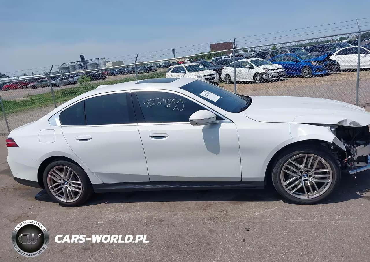 2024 BMW 530I VIN:WBA43FJ05RCR86399 - 13