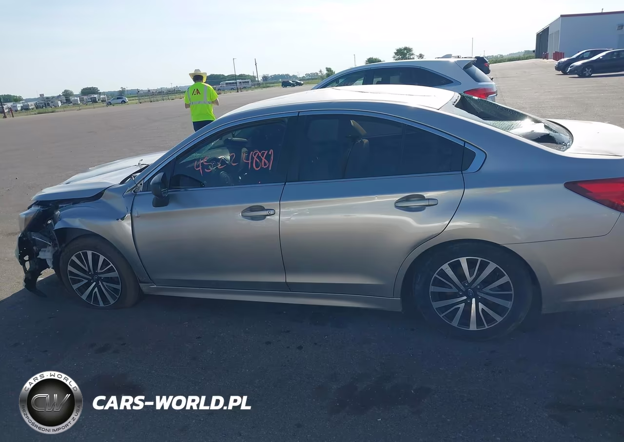 2018 Subaru Legacy 2.5I VIN:4S3BNAB61J3017407 - 15