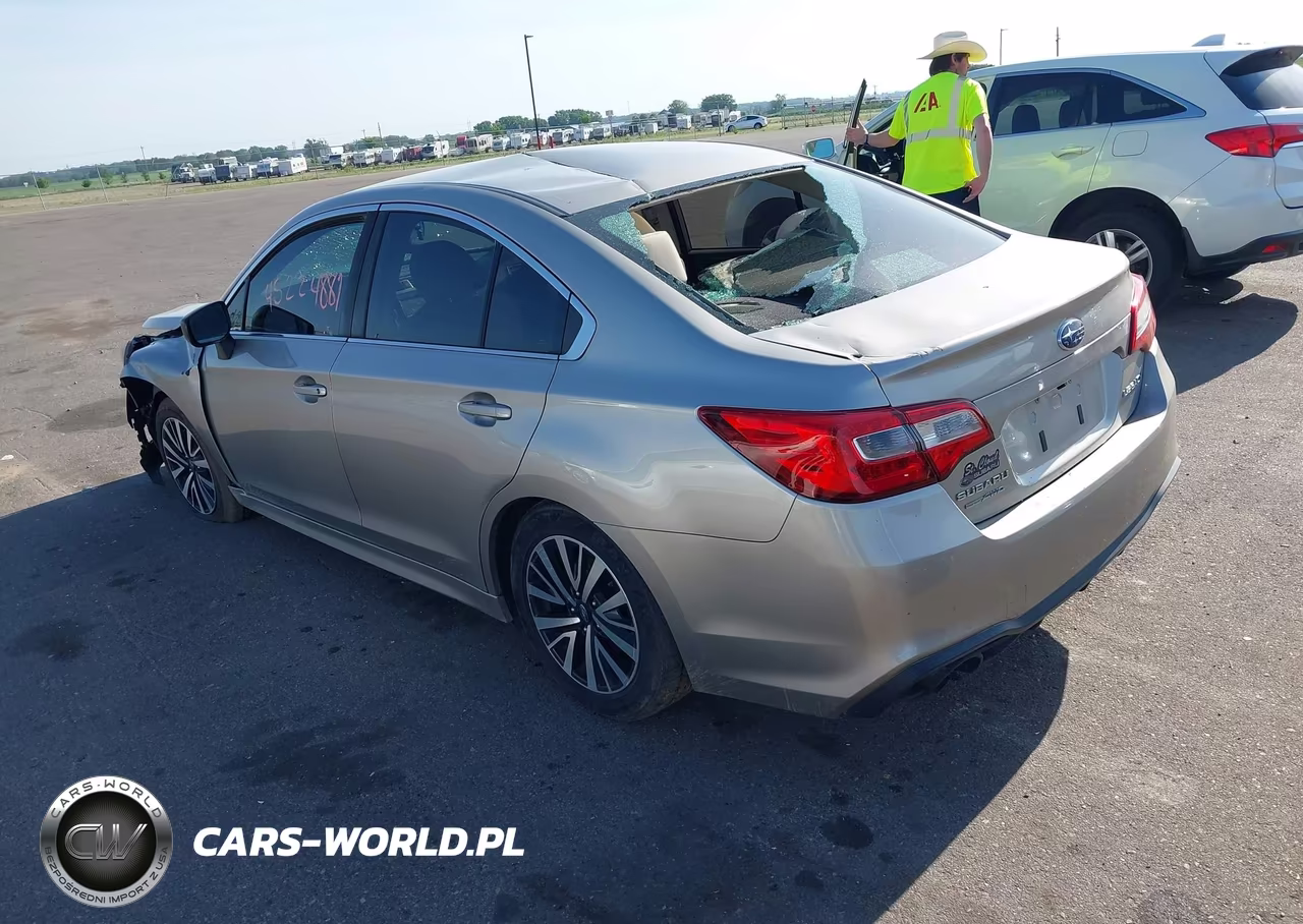2018 Subaru Legacy 2.5I VIN:4S3BNAB61J3017407 - 3