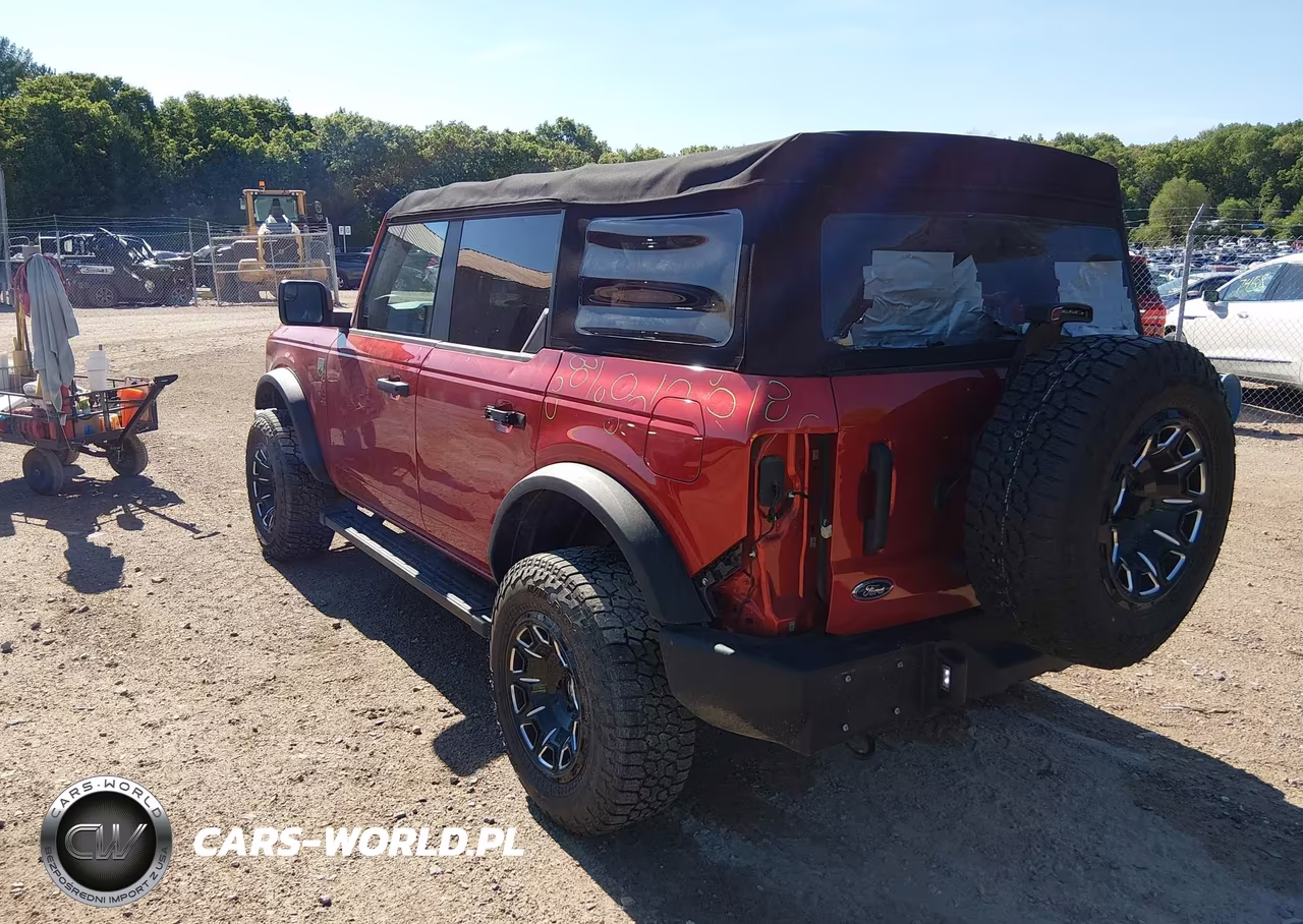 2022 Ford Bronco Big Bend VIN:1FMDE5BH0NLB00247 - 3