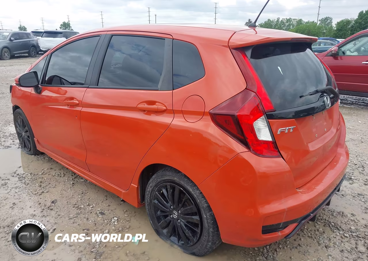 2018 Honda Fit Sport VIN:3HGGK5H77JM707250 - 3