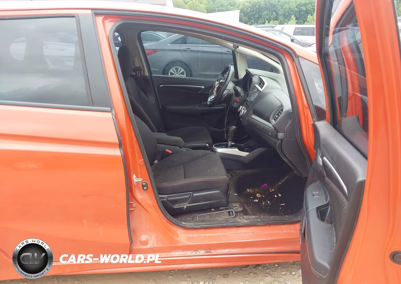 2018 Honda Fit Sport VIN:3HGGK5H77JM707250 - 5