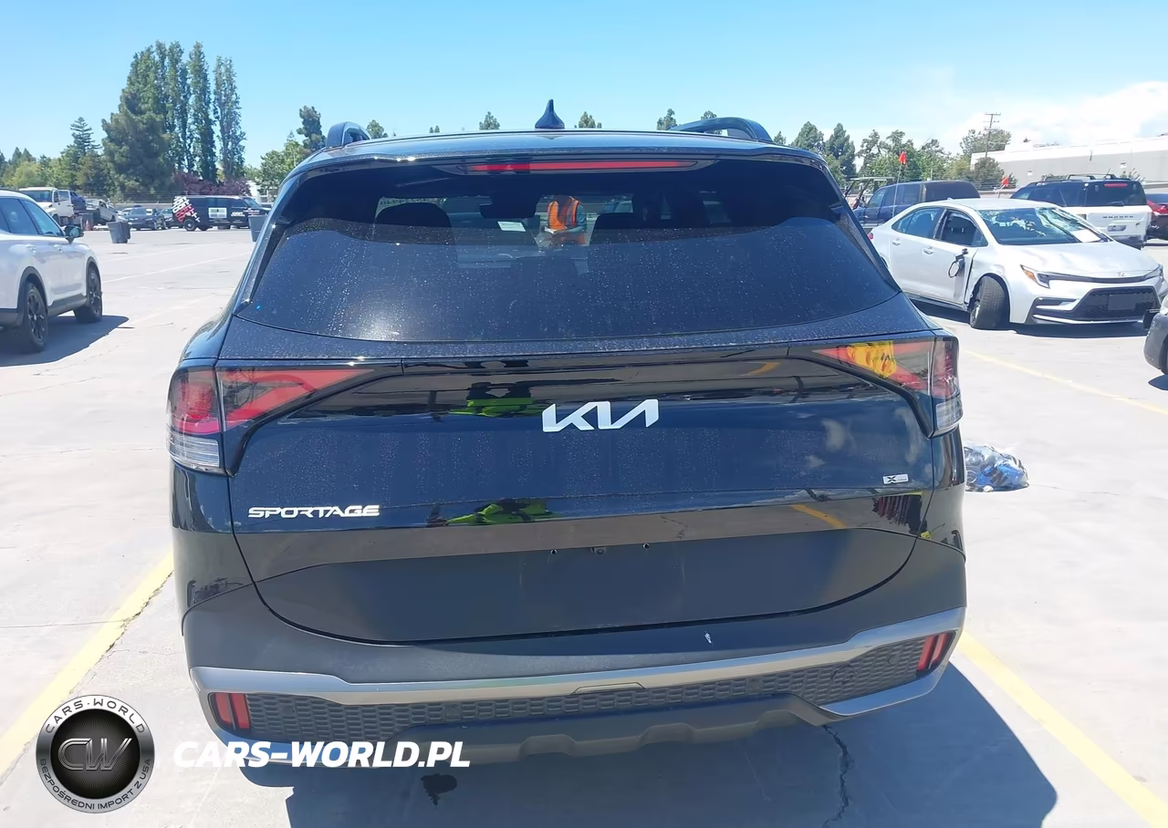 2024 Kia Sportage Plug-In Hybrid X-Line VIN:KNDPYDDH1R7155174 - 16