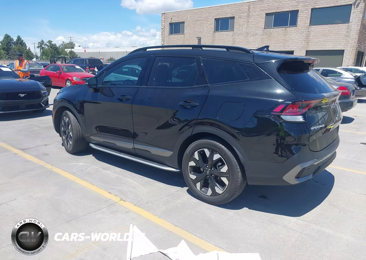 2024 Kia Sportage Plug-In Hybrid X-Line VIN:KNDPYDDH1R7155174 - 3