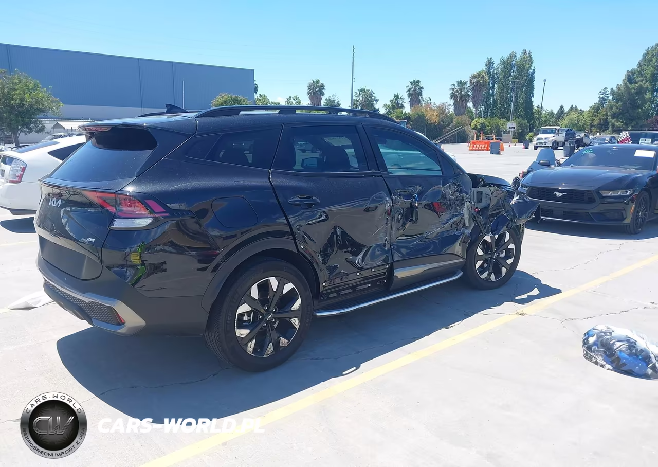 2024 Kia Sportage Plug-In Hybrid X-Line VIN:KNDPYDDH1R7155174 - 4