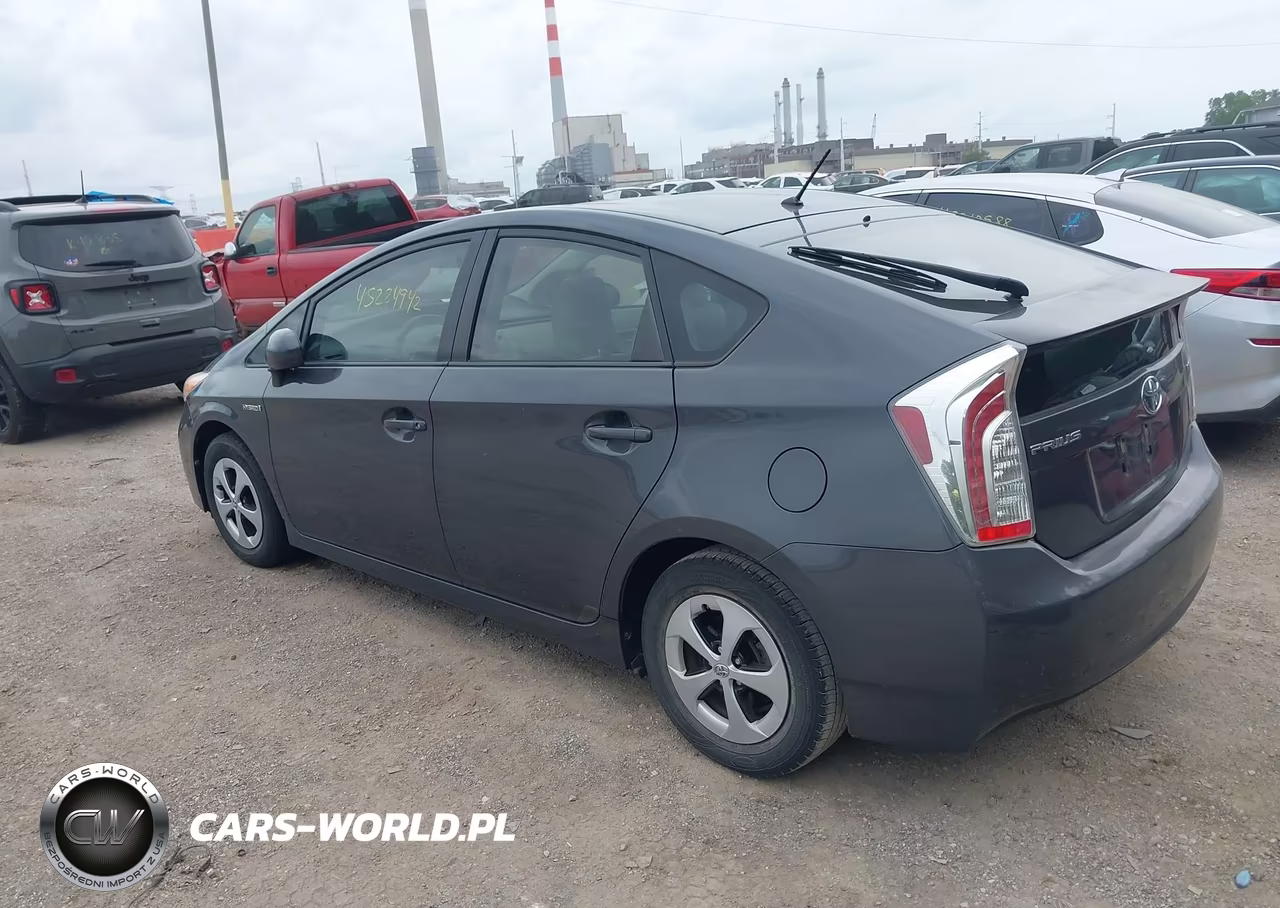 2012 Toyota Prius Two VIN:JTDKN3DU0C5385026 - 3