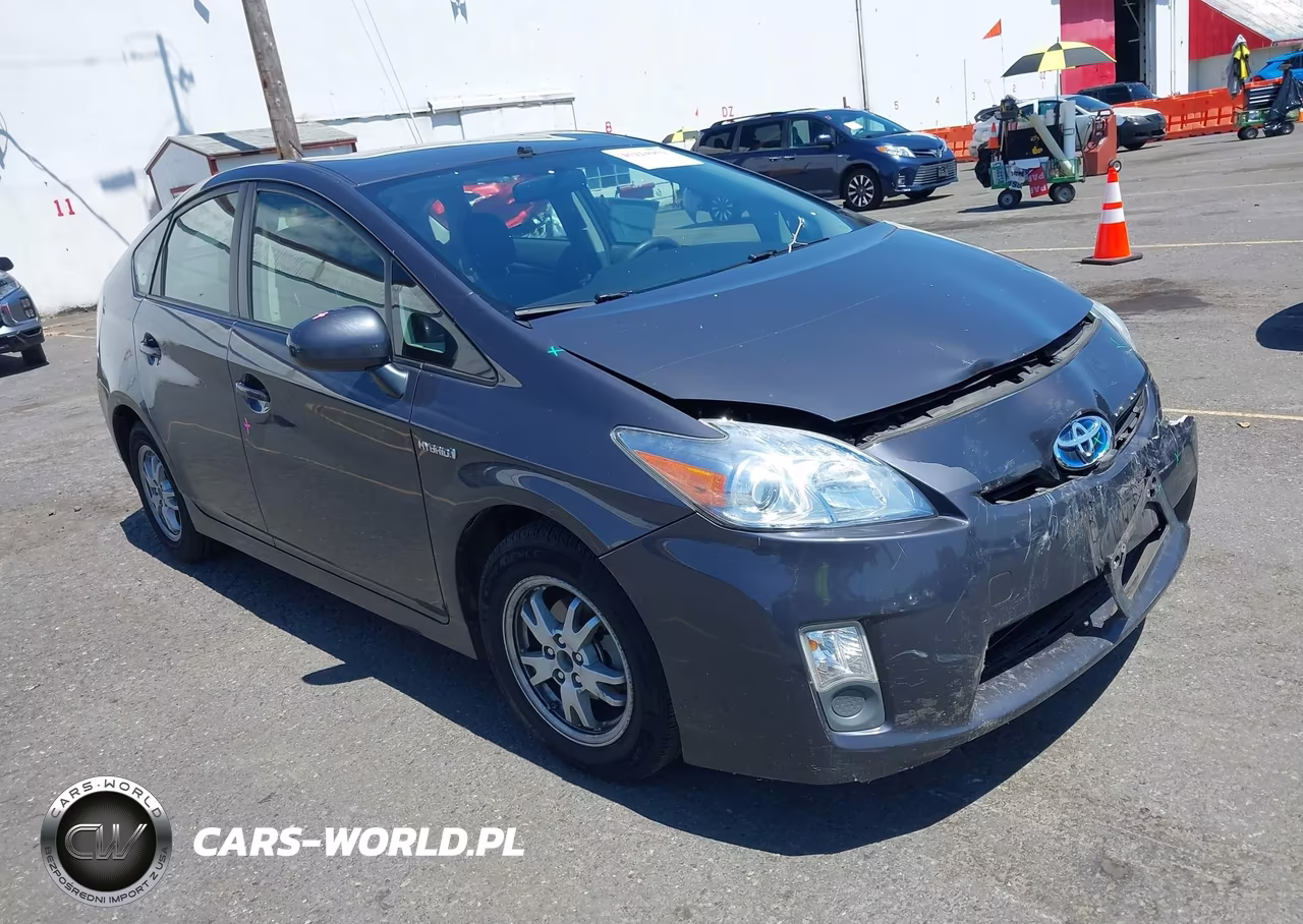 2011 Toyota Prius Two