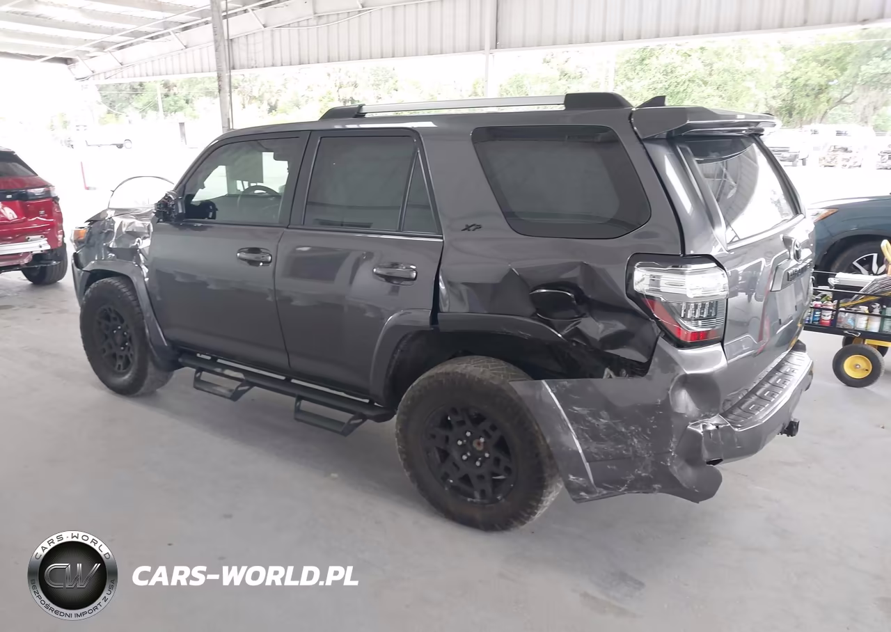 2021 Toyota 4Runner Sr5 VIN:JTEEU5JR7M5241627 - 3