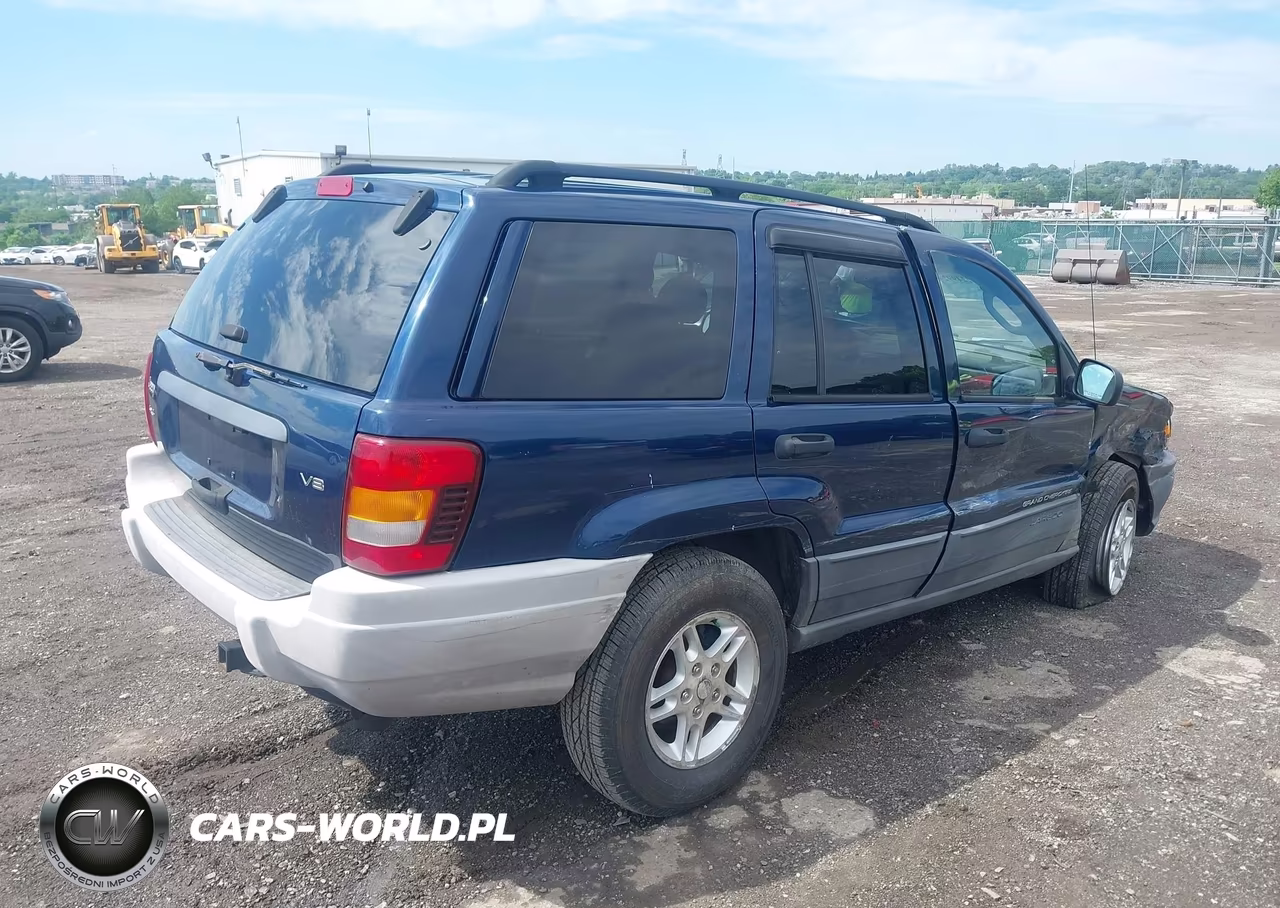 2002 Jeep Grand Cherokee Laredo VIN:1J4GW48N32C272722 - 4