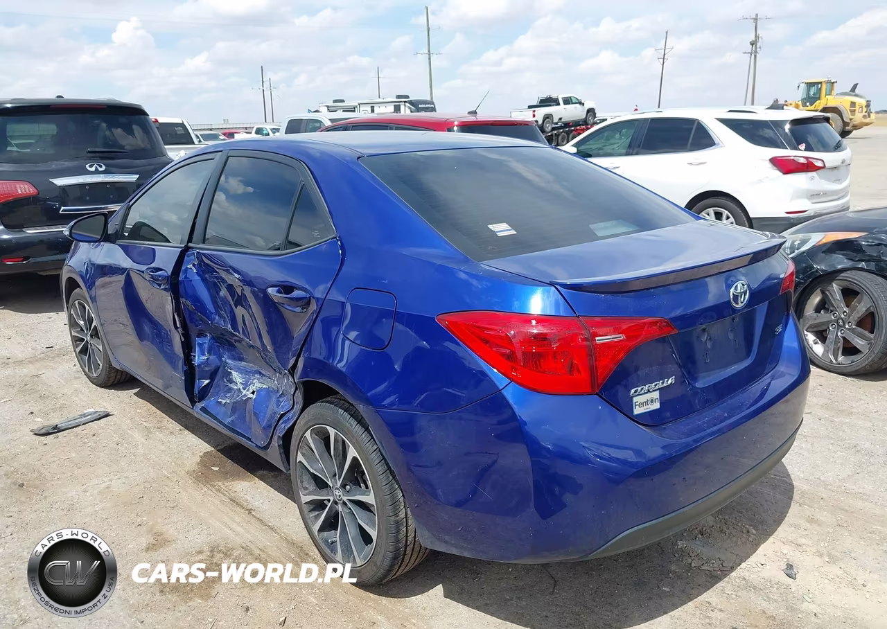 2018 Toyota Corolla Se VIN:5YFBURHEXJP768173 - 3