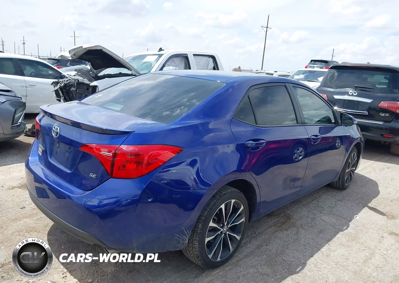 2018 Toyota Corolla Se VIN:5YFBURHEXJP768173 - 4