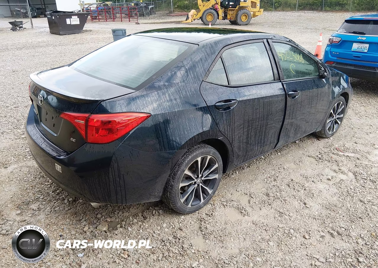 2018 Toyota Corolla Se VIN:2T1BURHE6JC995585 - 4
