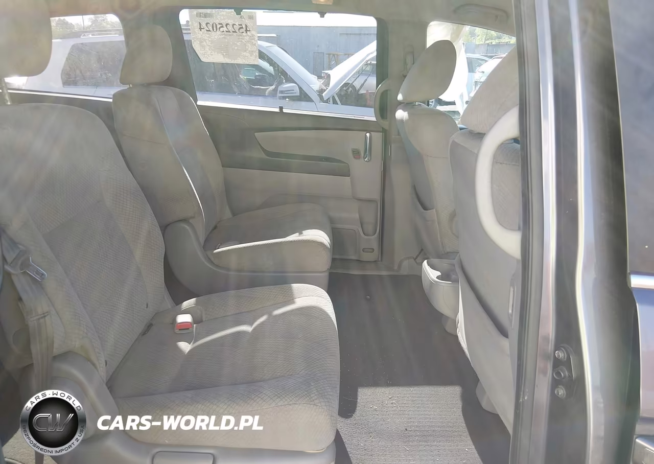 2016 Honda Odyssey Se VIN:5FNRL5H32GB113051 - 8