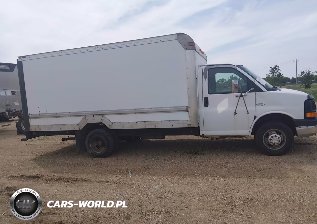 2004 Chevrolet Express Cutaway Base W-C7L-C7N VIN:1GBJG31U641222582 - 13