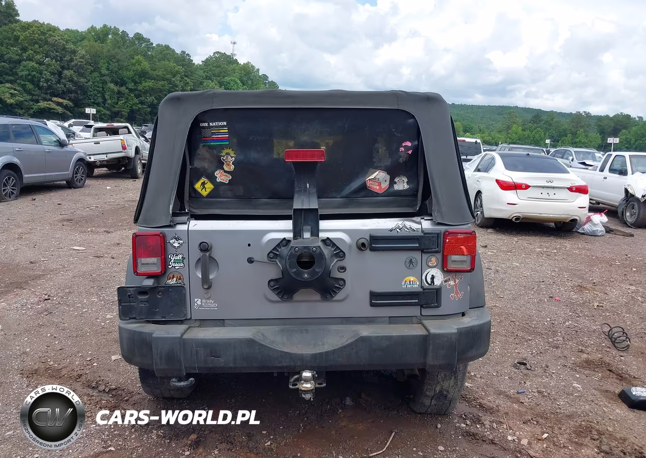 2013 Jeep Wrangler Sport VIN:1C4AJWAG4DL692431 - 17