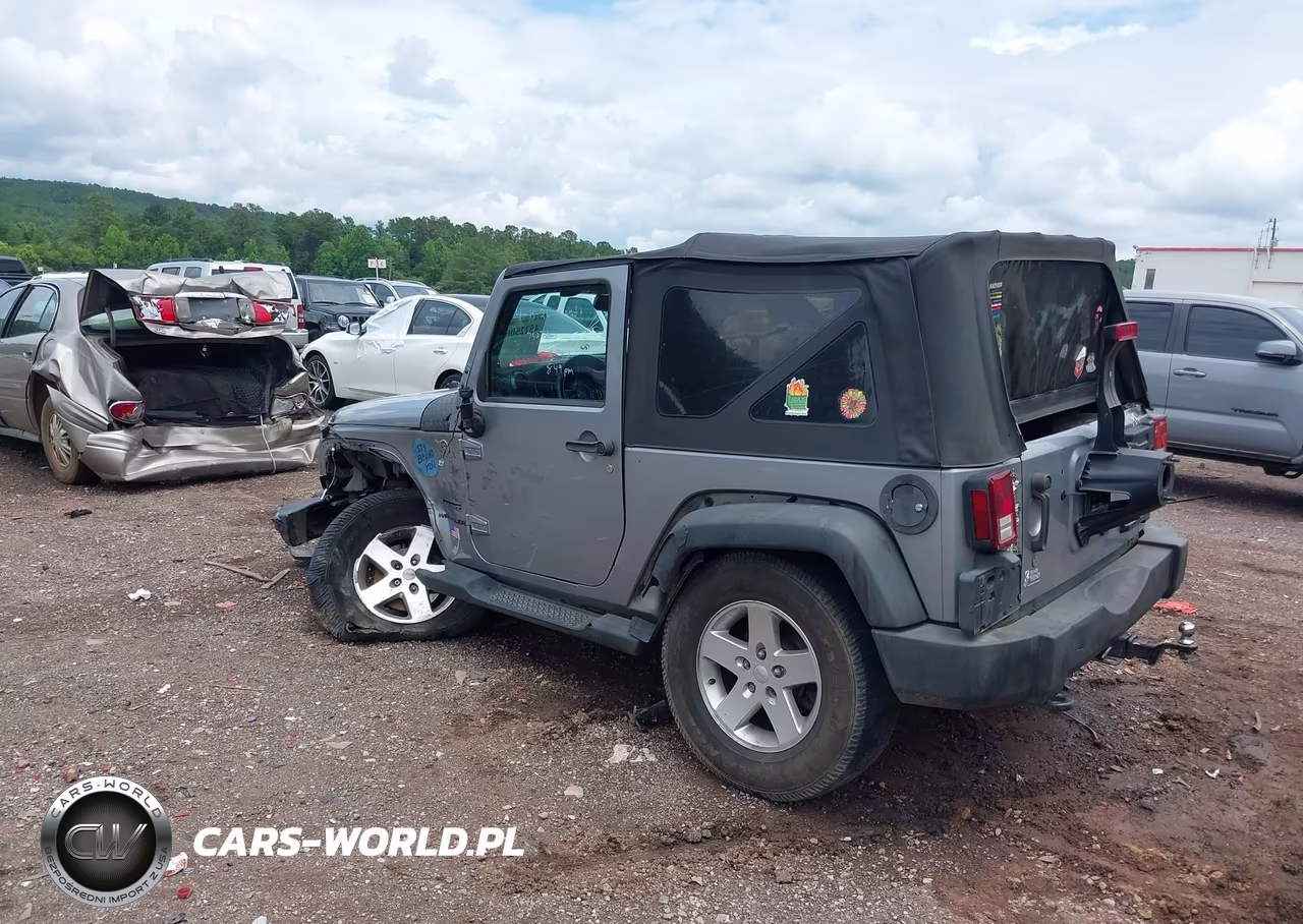 2013 Jeep Wrangler Sport VIN:1C4AJWAG4DL692431 - 3