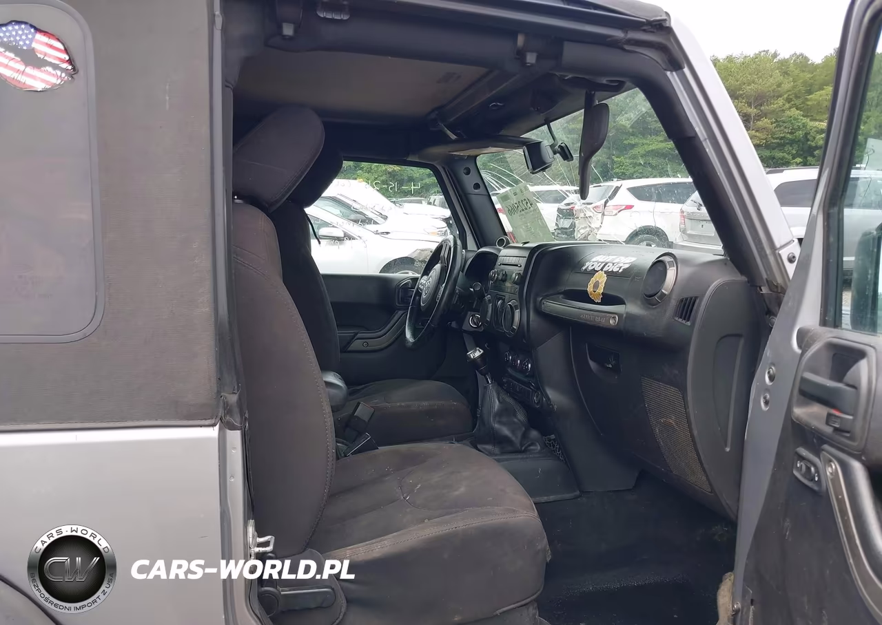 2013 Jeep Wrangler Sport VIN:1C4AJWAG4DL692431 - 5