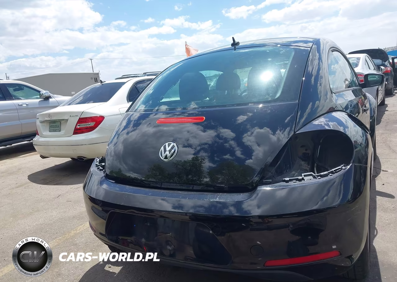 2013 Volkswagen Beetle 2.5L VIN:3VWJP7ATXDM648074 - 14