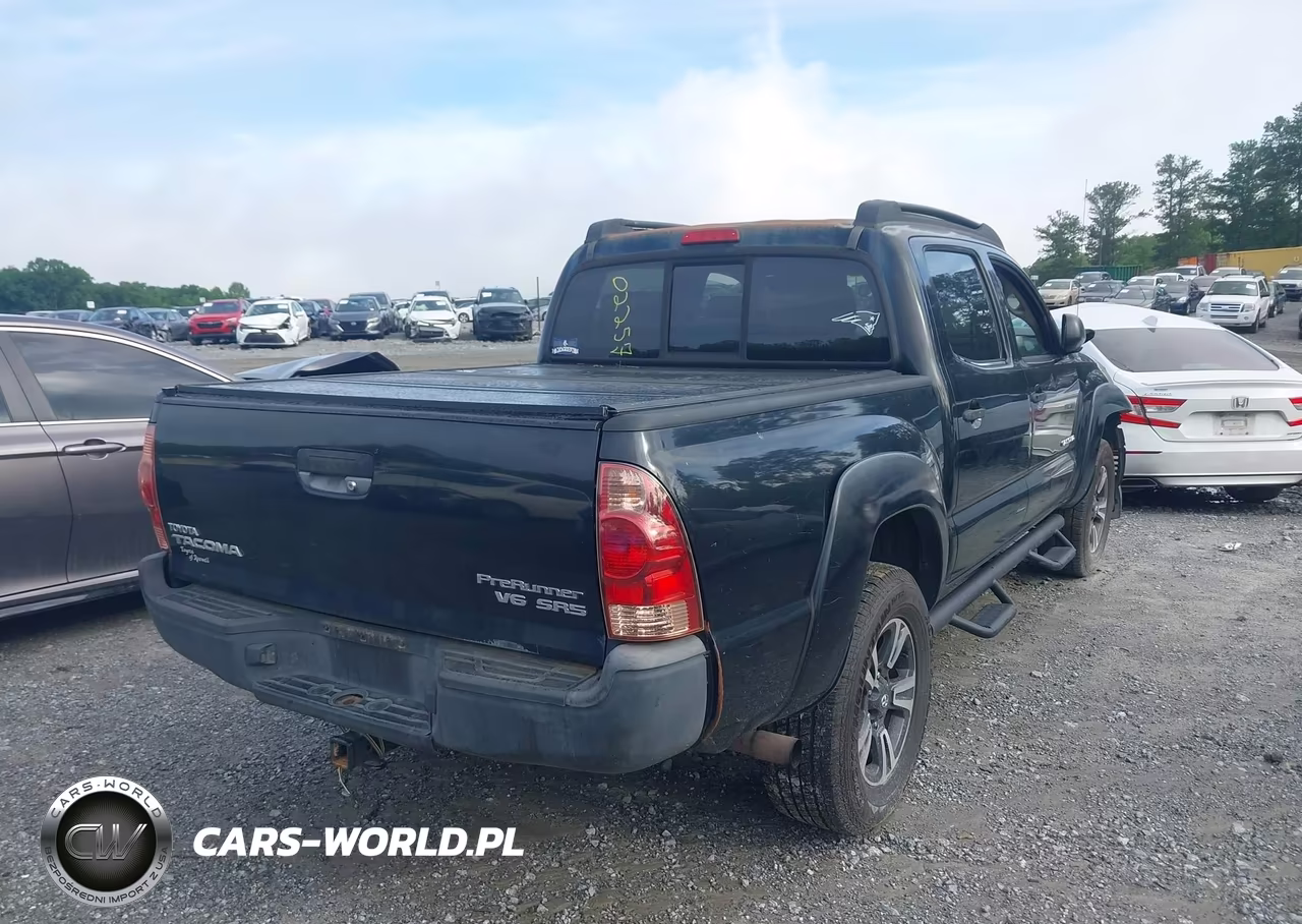 2005 Toyota Tacoma Prerunner V6 VIN:3TMJU62N05M002257 - 4