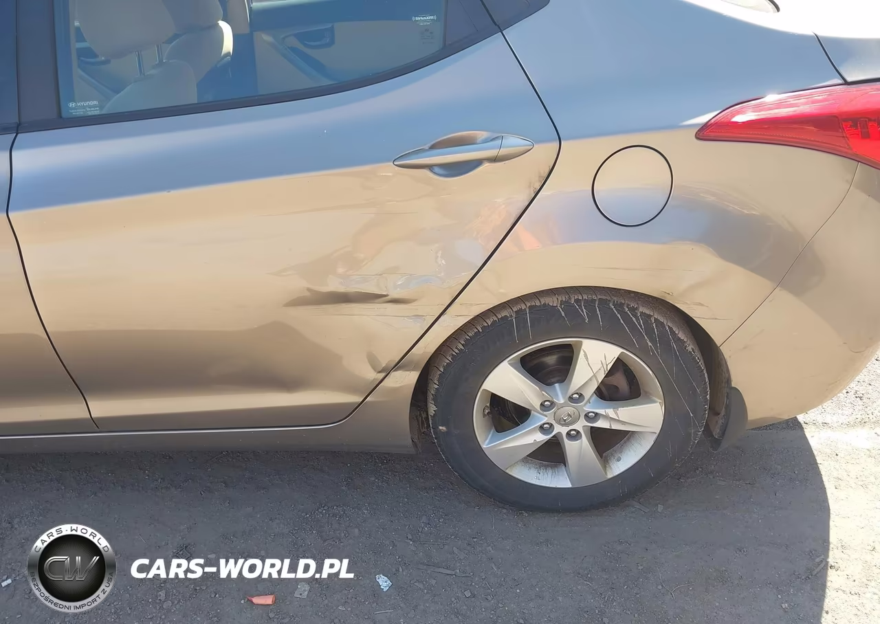 2013 Hyundai Elantra Gls VIN:5NPDH4AEXDH413693 - 6