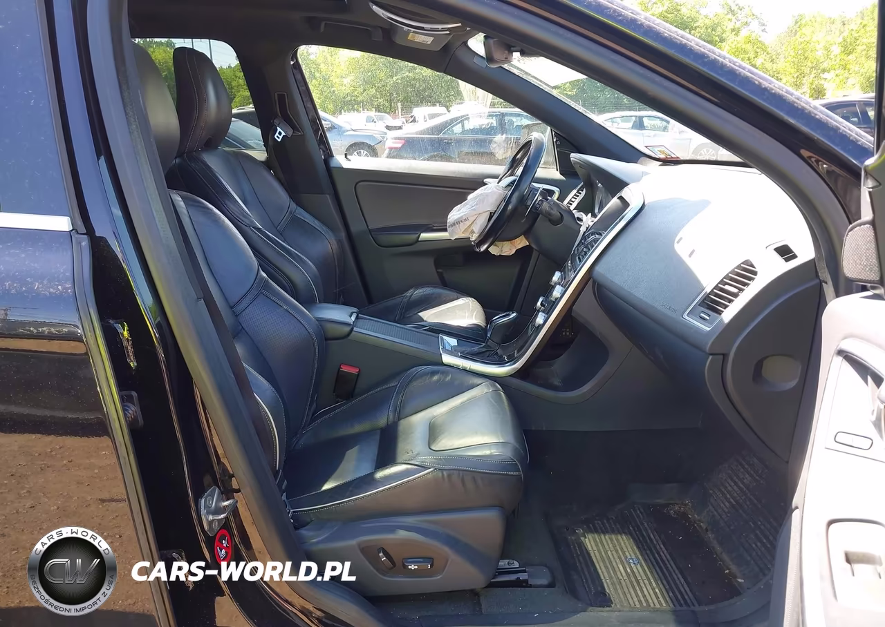 2016 Volvo Xc60 T6 Drive-E R-Design VIN:YV449MRP6G2901660 - 5