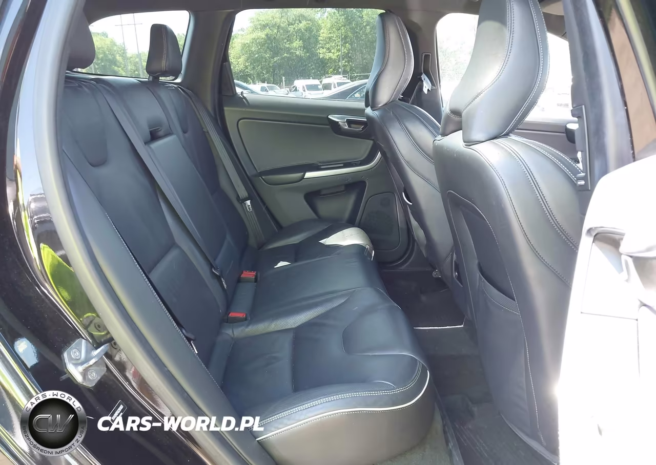 2016 Volvo Xc60 T6 Drive-E R-Design VIN:YV449MRP6G2901660 - 8