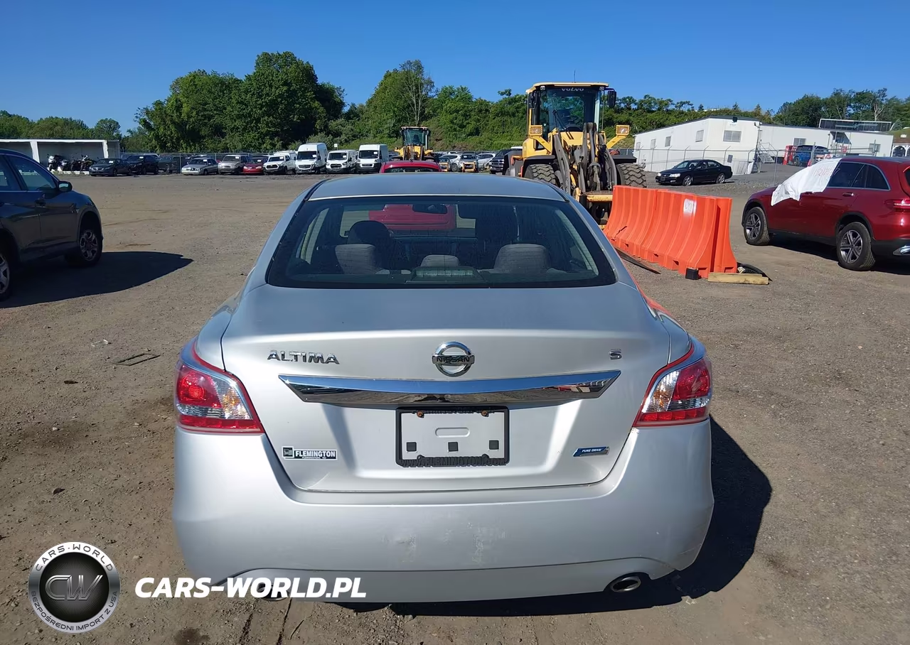2013 Nissan Altima 2.5 S VIN:1N4AL3APXDN535277 - 16