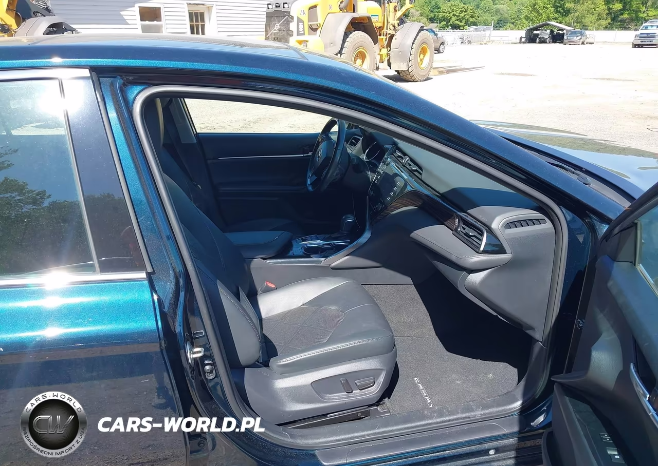 2019 Toyota Camry Xle VIN:4T1B11HK3KU828648 - 5