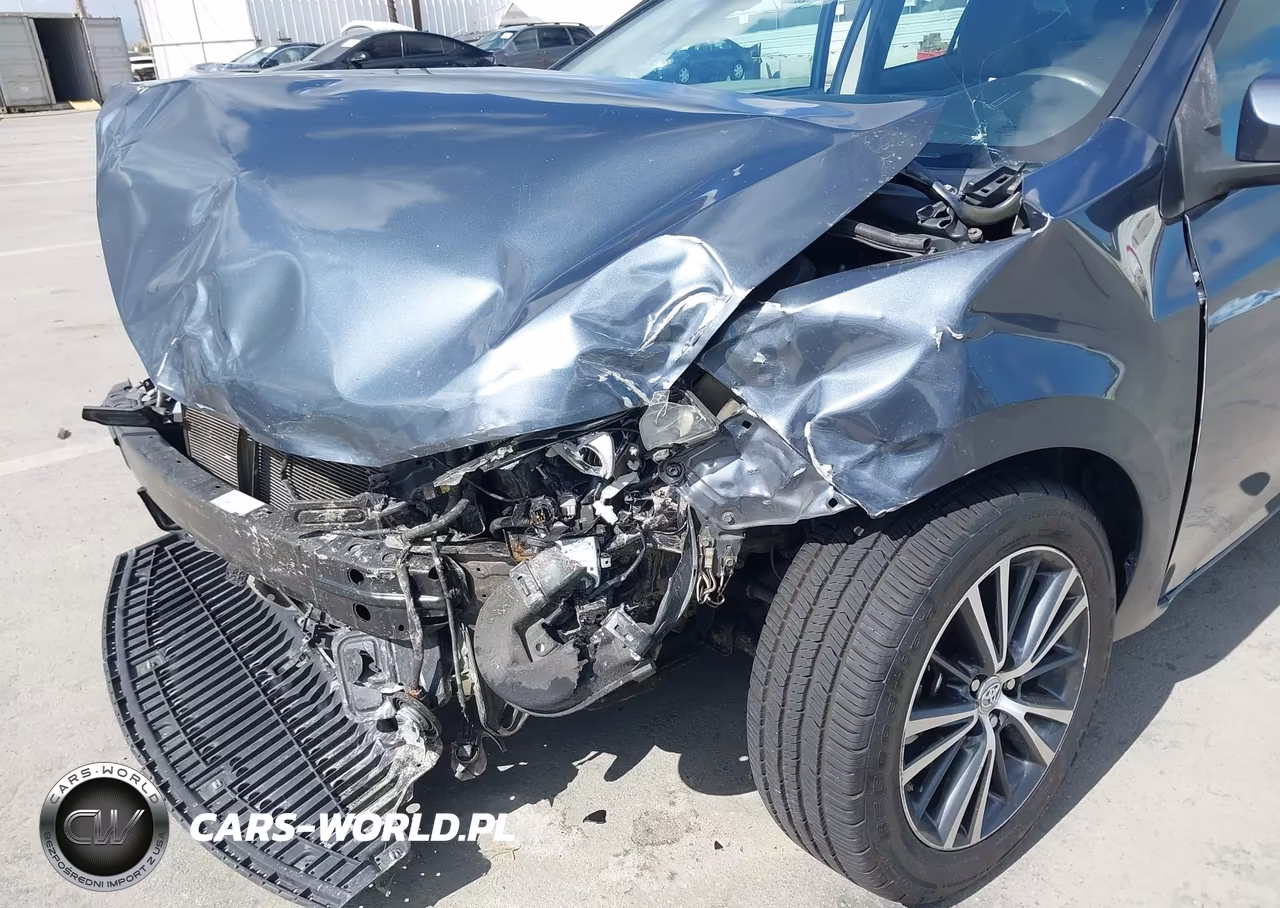 2016 Toyota Corolla Le Plus VIN:5YFBURHE5GP403134 - 6