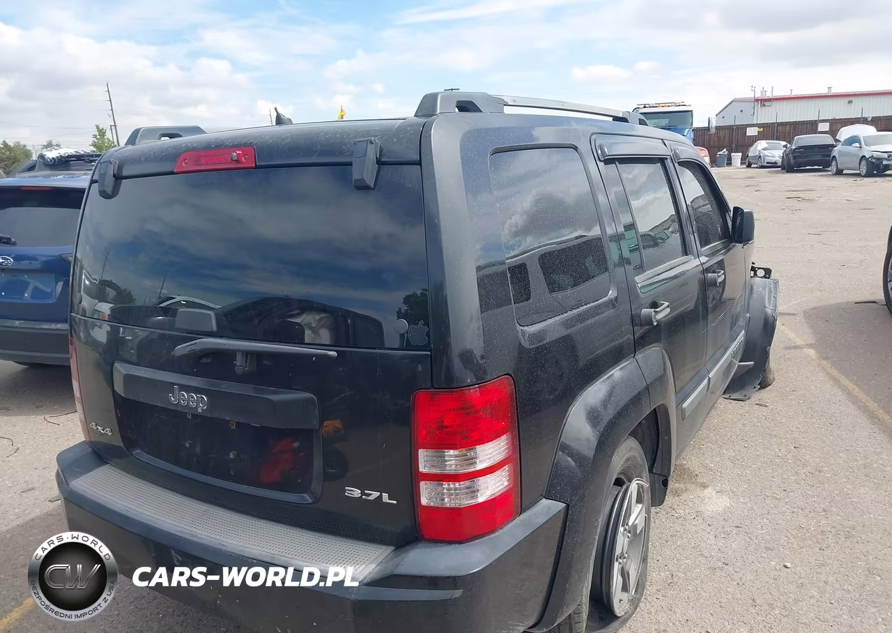 2008 Jeep Liberty Sport VIN:1J8GN28K48W154889 - 4