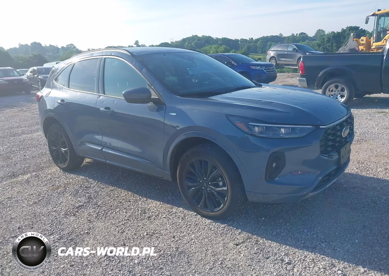 2025 Ford Escape St-Line Elite – zdjęcie 1 z 18