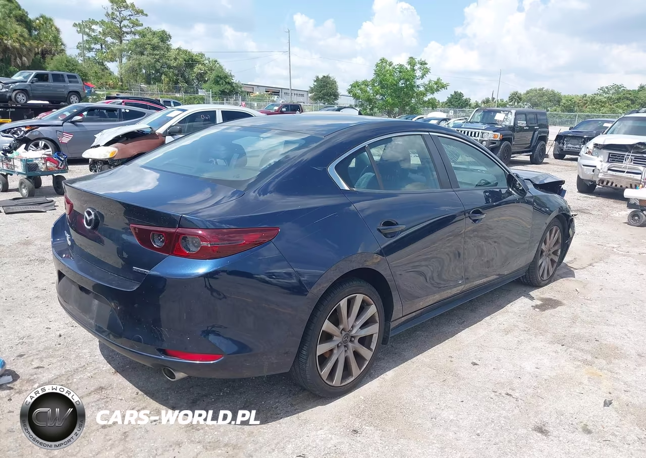 2019 Mazda Mazda3 Select Package VIN:3MZBPAAL0KM107338 - 4