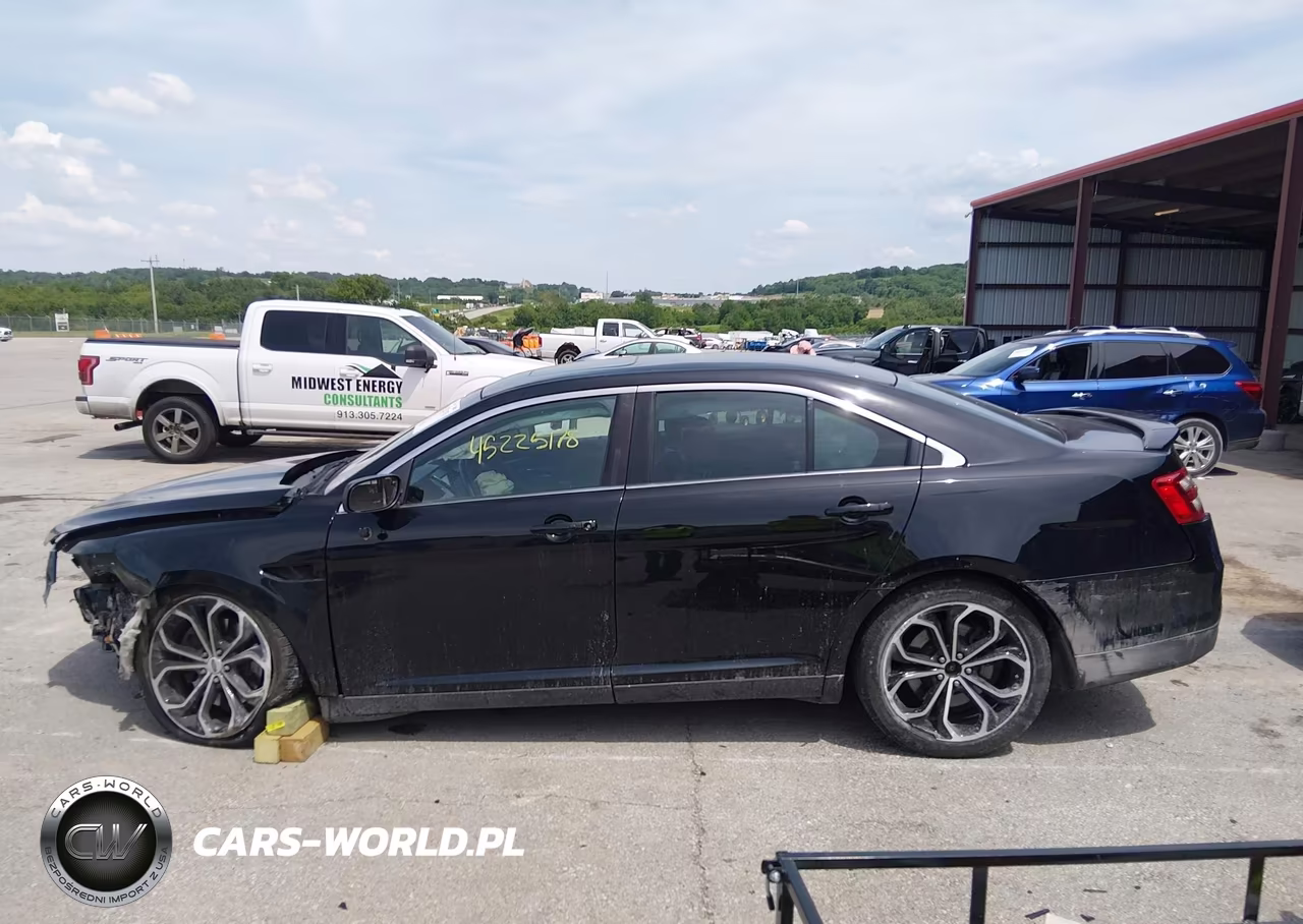 2018 Ford Taurus Sho VIN:1FAHP2KTXJG137589 - 14