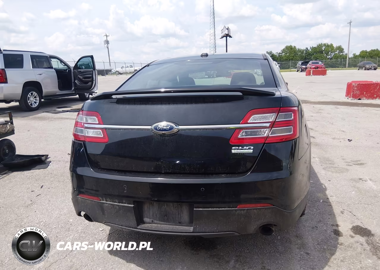 2018 Ford Taurus Sho VIN:1FAHP2KTXJG137589 - 16