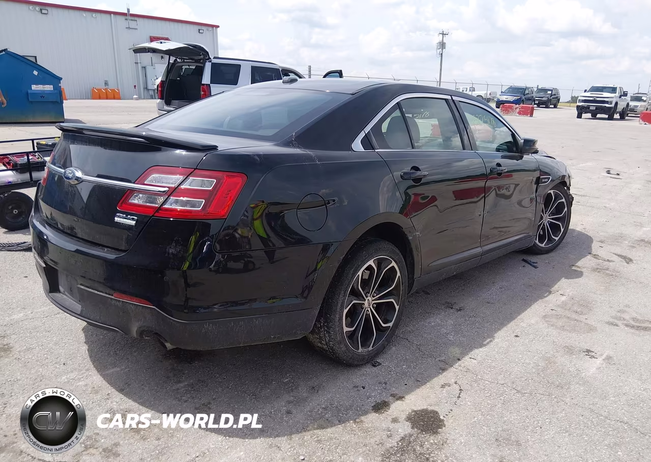 2018 Ford Taurus Sho VIN:1FAHP2KTXJG137589 - 4