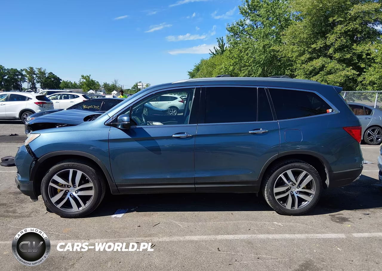 2016 Honda Pilot Touring VIN:5FNYF6H9XGB050259 - 14