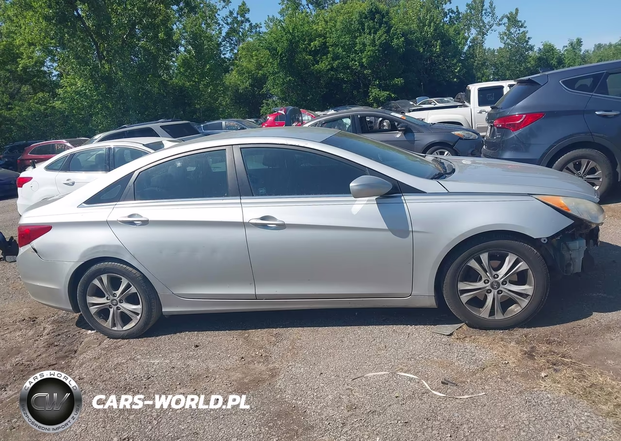 2011 Hyundai Sonata Gls VIN:5NPEB4AC9BH052071 - 13