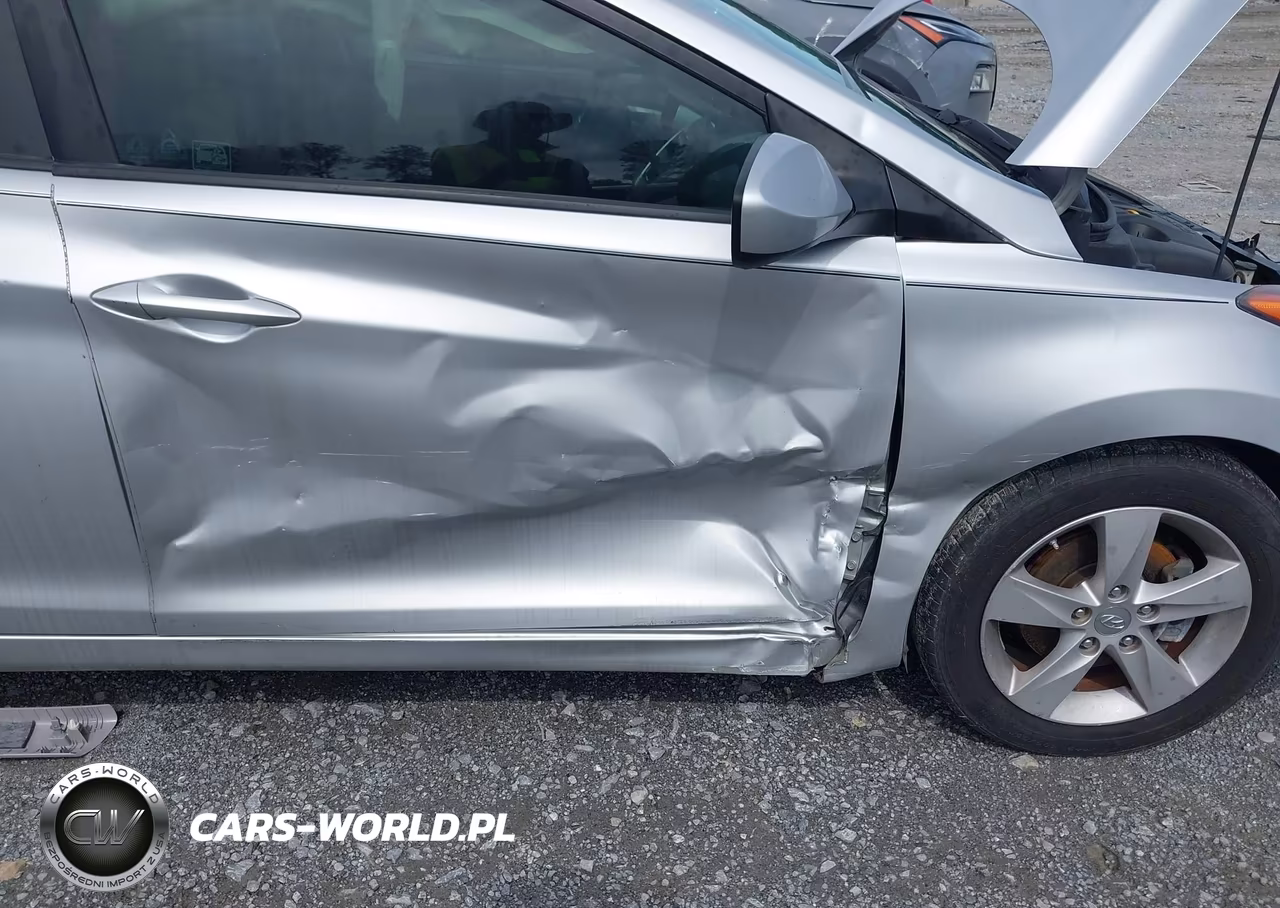 2013 Hyundai Elantra Gls VIN:5NPDH4AE5DH249057 - 6