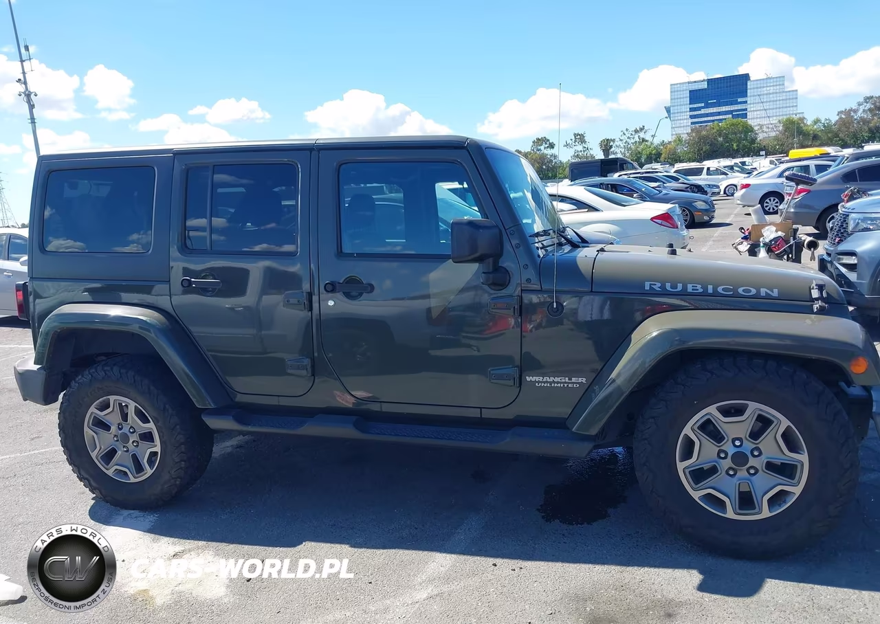 2015 Jeep Wrangler Unlimited Rubicon VIN:1C4HJWFG6FL570759 - 13