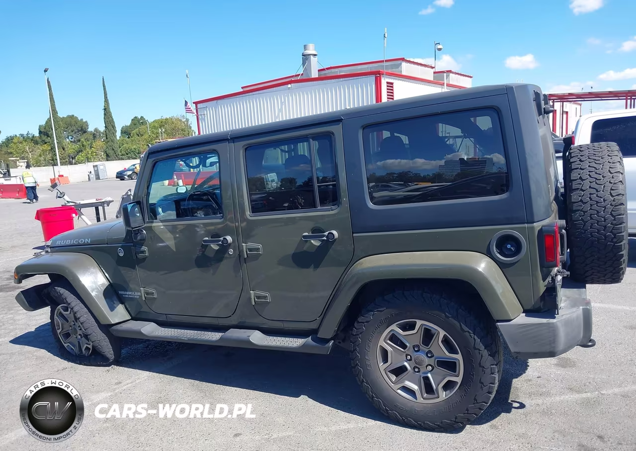 2015 Jeep Wrangler Unlimited Rubicon VIN:1C4HJWFG6FL570759 - 14