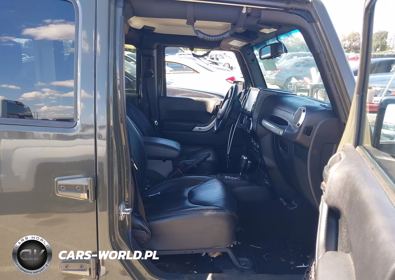 2015 Jeep Wrangler Unlimited Rubicon VIN:1C4HJWFG6FL570759 - 5