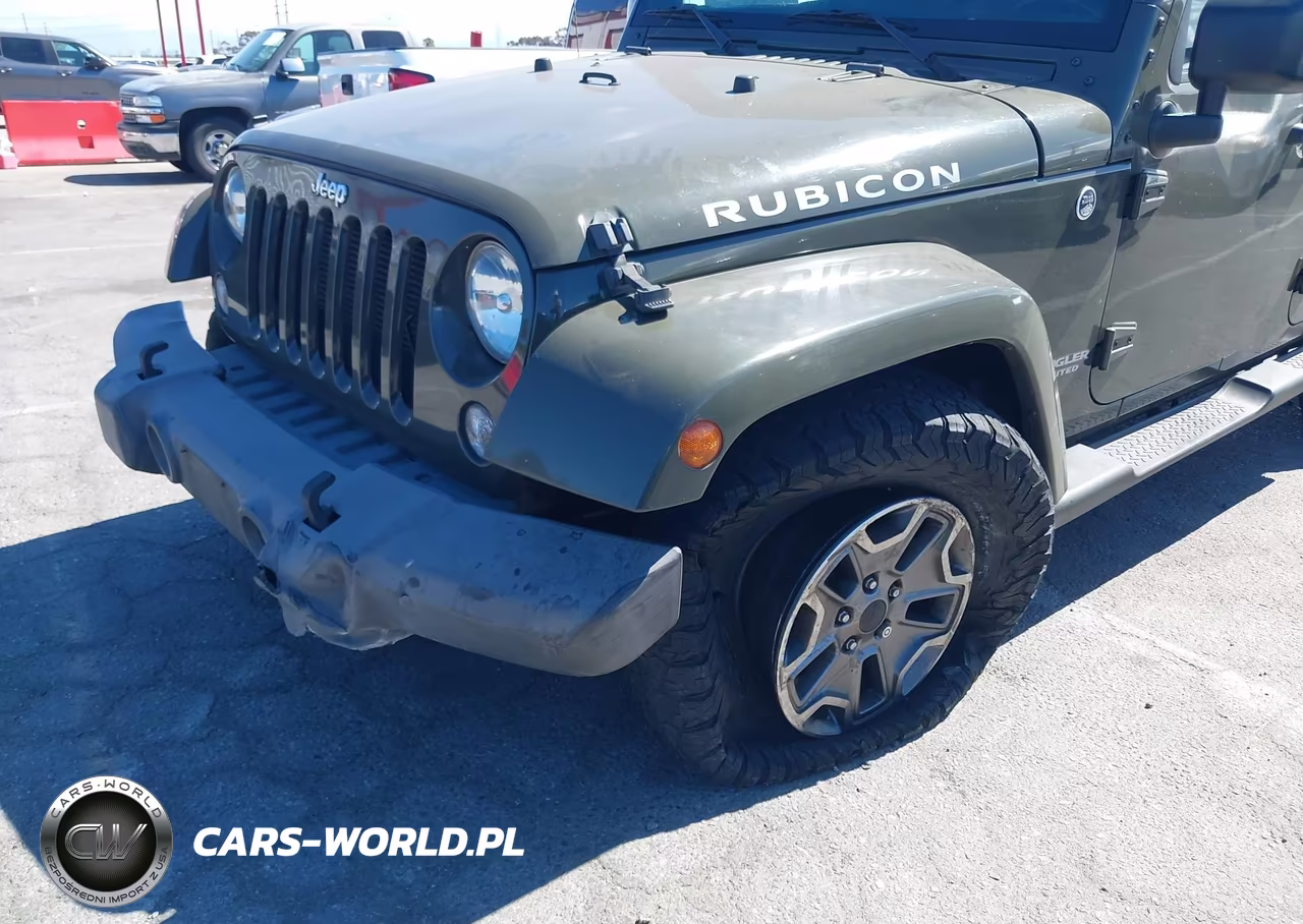 2015 Jeep Wrangler Unlimited Rubicon VIN:1C4HJWFG6FL570759 - 6