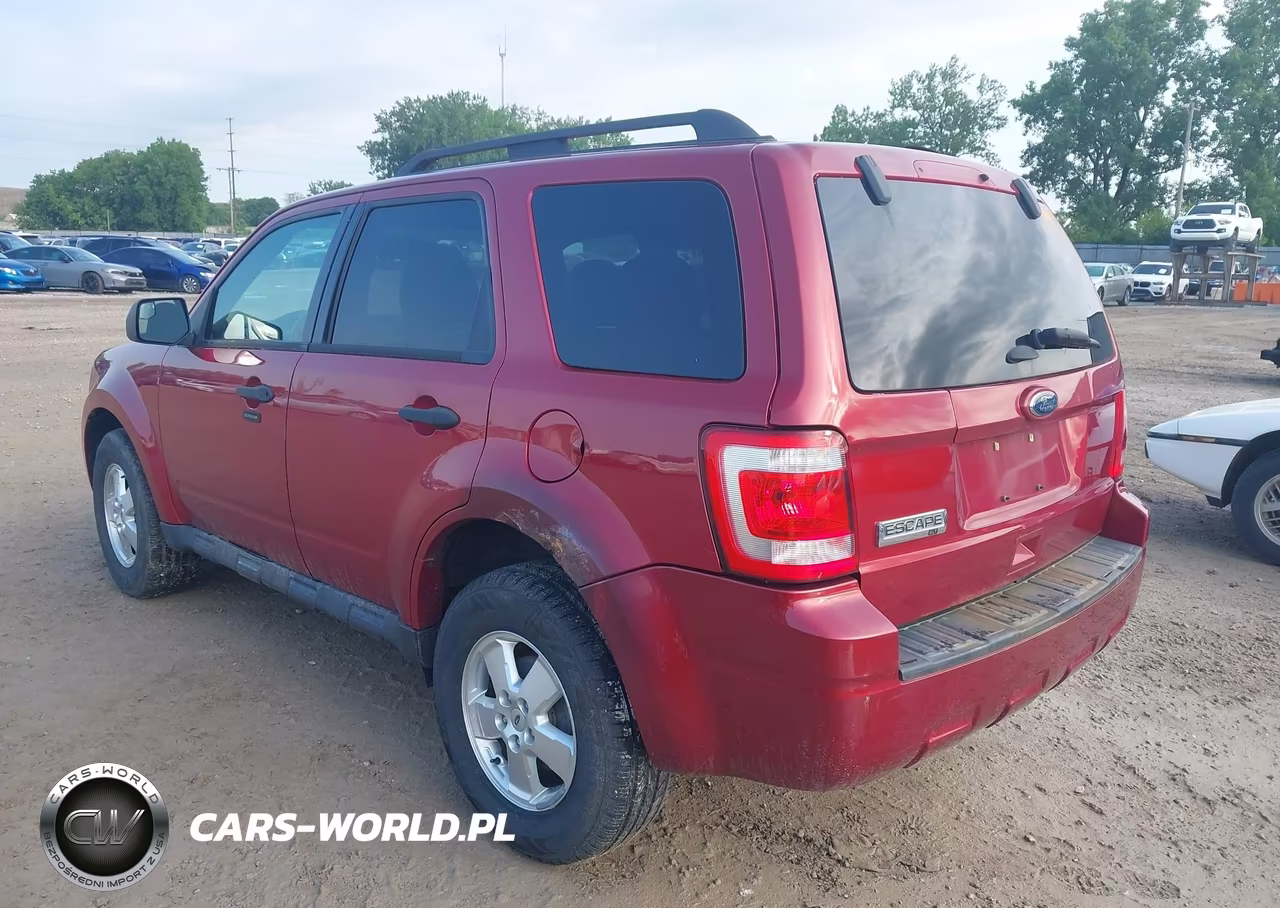 2012 Ford Escape Xlt VIN:1FMCU9D75CKC03466 - 3